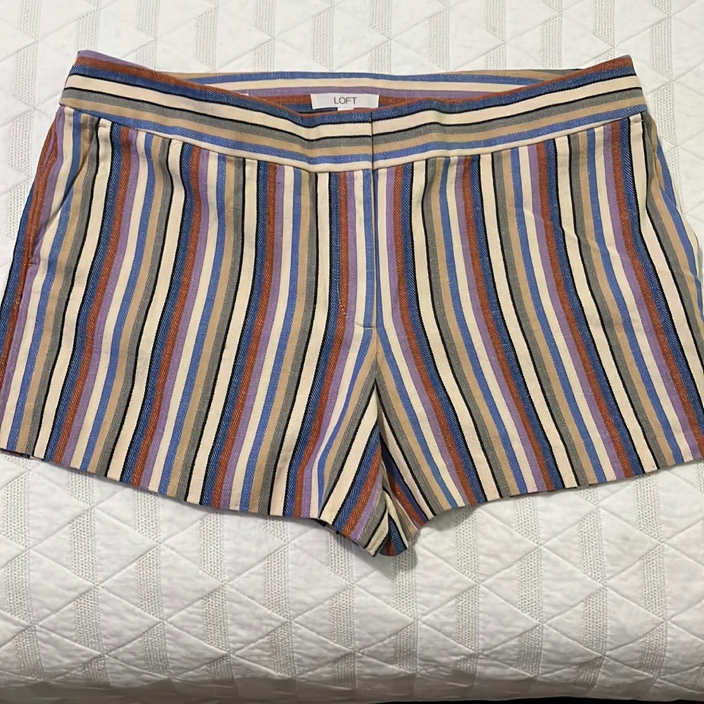 Flat front multi-color mid-rise shorts